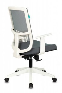 Кресло Бюрократ MC-W611T